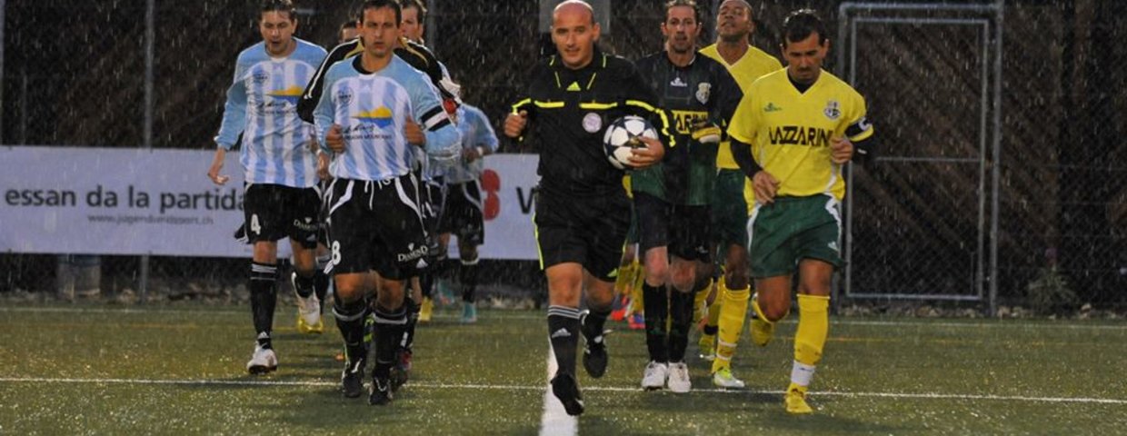 FC Lusitanos Pakt der Erst Derby 2013/2014